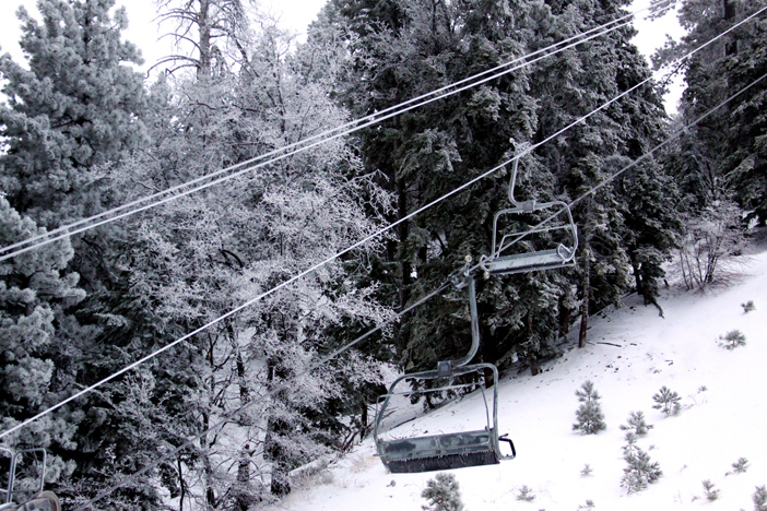 6 inches of new snow overnight.