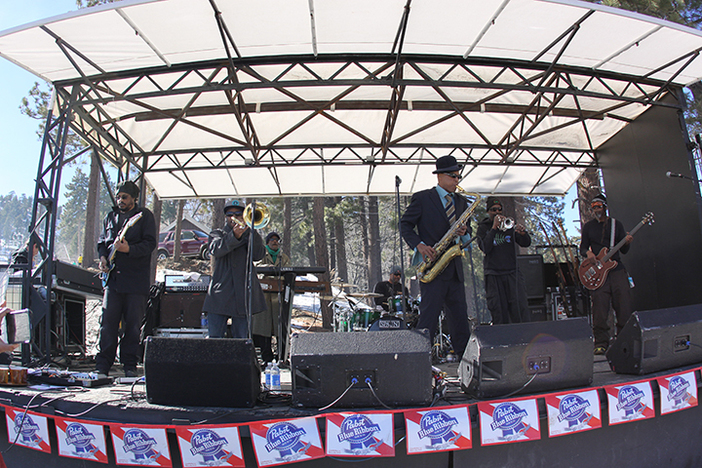 FISHBONE Rocking the West stage!