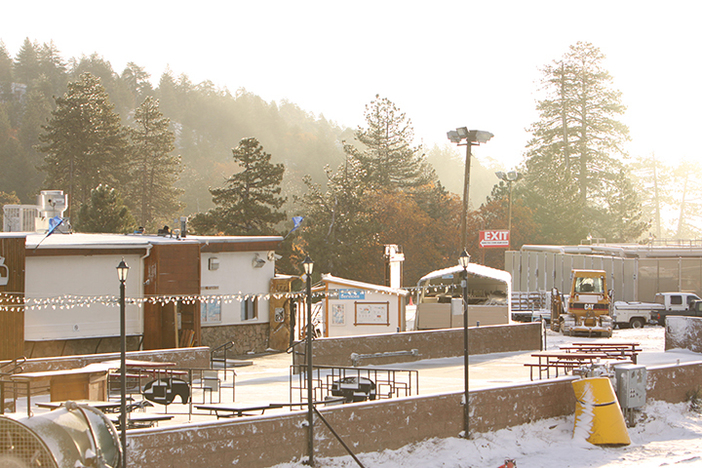 The deck and foggy goggle haven't looked this good since last winter.