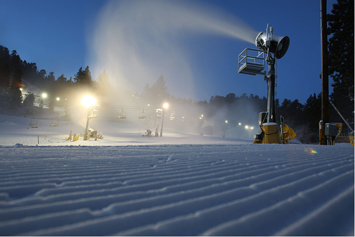 Cooler tems allowed us to lay down a fresh coat of snow on all your favorite trails