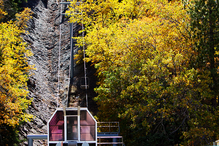 Gorgeous fall colors.