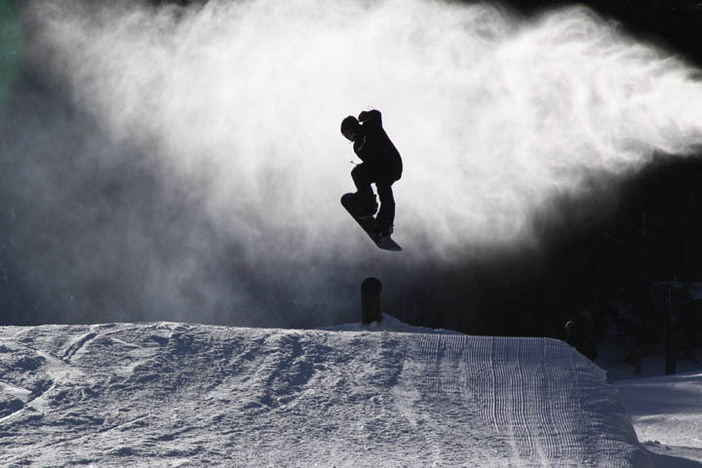 Silhouetting off the Pole Jam!