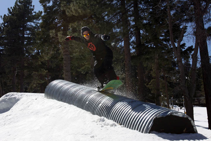 Trever Haas tail pressing the new Corrugated Tube in the Playground.