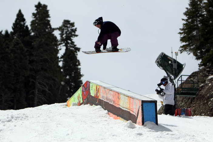 Soaring over the Kinked Box on Lower Chisolm.