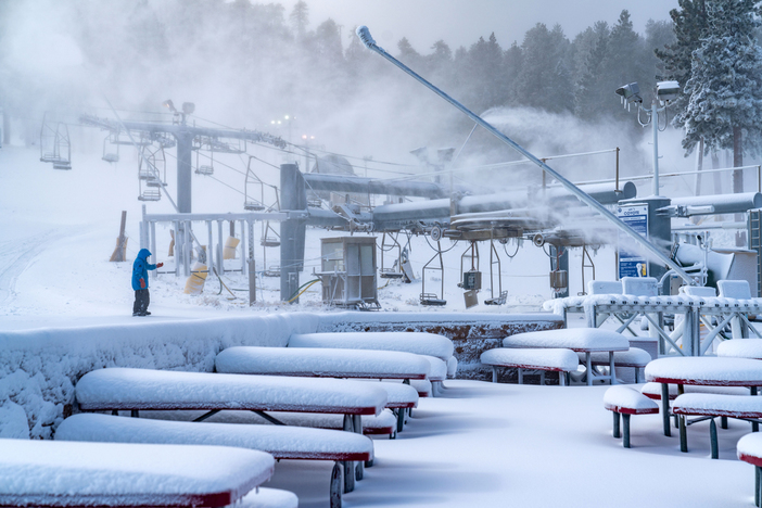 20201108 MH Fresh Snow and Snowmaking_095 copy.jpg