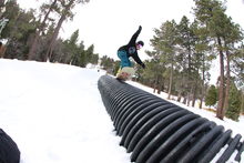 Tail press on the corrugated tube.