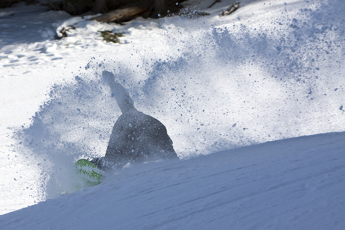 Carving Up that packed powder.