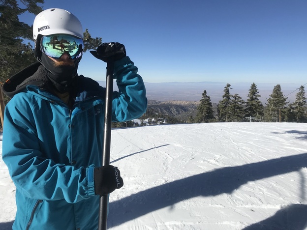 Park Staff looking steezy in their ThirtyTwo Jacket and Pants, VonZipper Goggles, and Blackstrap facemask.