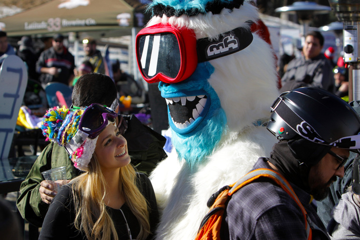 Everybody was showing love for the Yeti.  #Haveyouseenhim ?