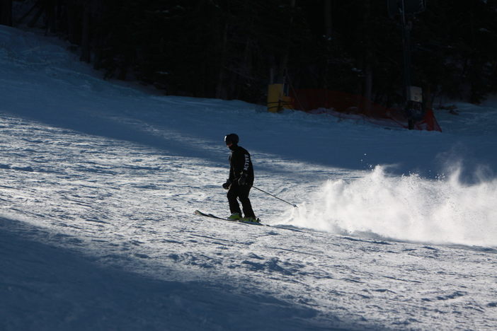 Carving up that packed powder.