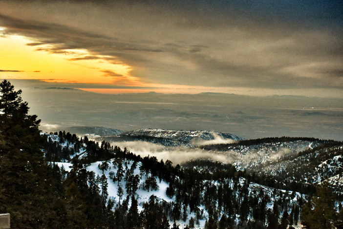 Sunrise over the San Gabriel Valley. Photo by Daniel Armendarez @daniel_armendarez
