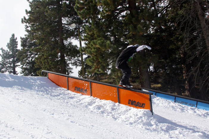 The  Brand New ThirtyTwo rail is set up on Lower Chisolm.