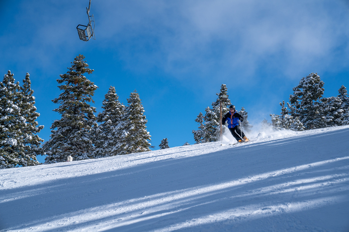 20191224 Snowy trees blue sky foot fresh snow_0469.jpg