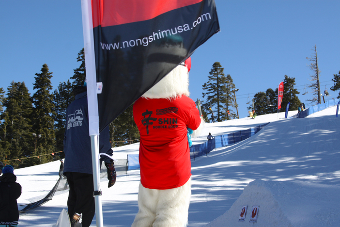 Yeti caught taking in all the action at the Nongshim Slopestyle.