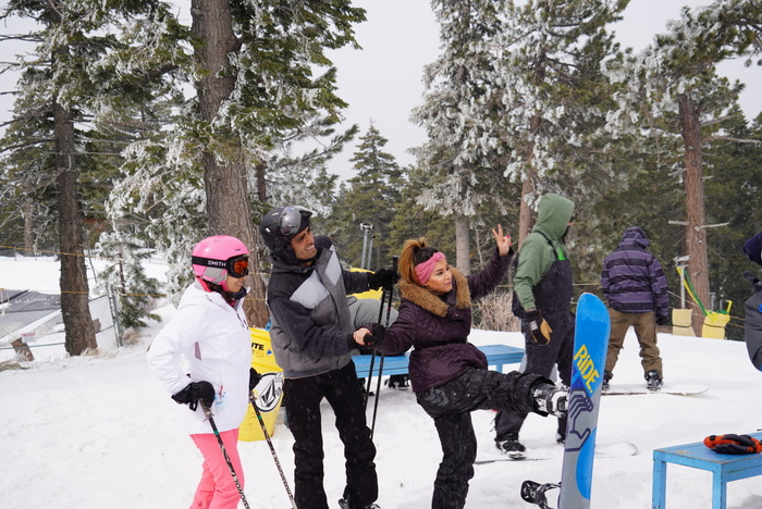 Group Pics in the snow :)