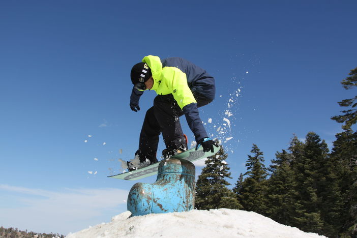 Tail grab on the fire hydrant bonk.