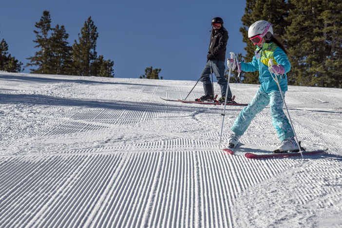 20190316_MHE reopens blue sky Yeti Park Runs over a foot of fresh snow0111.jpg