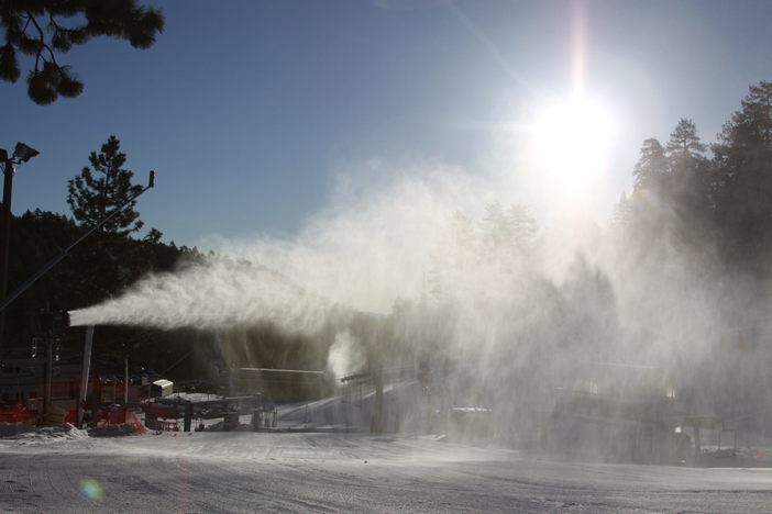 Snowmaking continued for an amazing 8th night in a row!