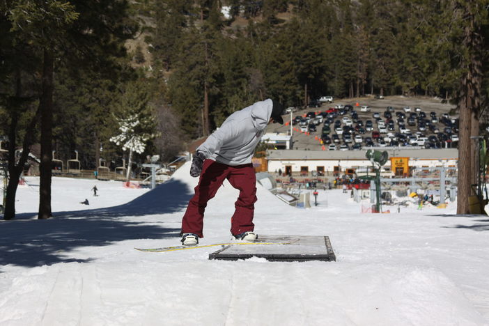 Back Blunt on the flower box.