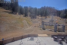 2025-08-25_22-01-56