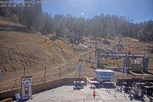 2025-10-06_22-24-48